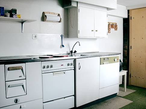 Küche Casa Cadruvi Giraniga Küche Ferienhaus Casa Cadruvi Giraniga Obersaxen Graubünden